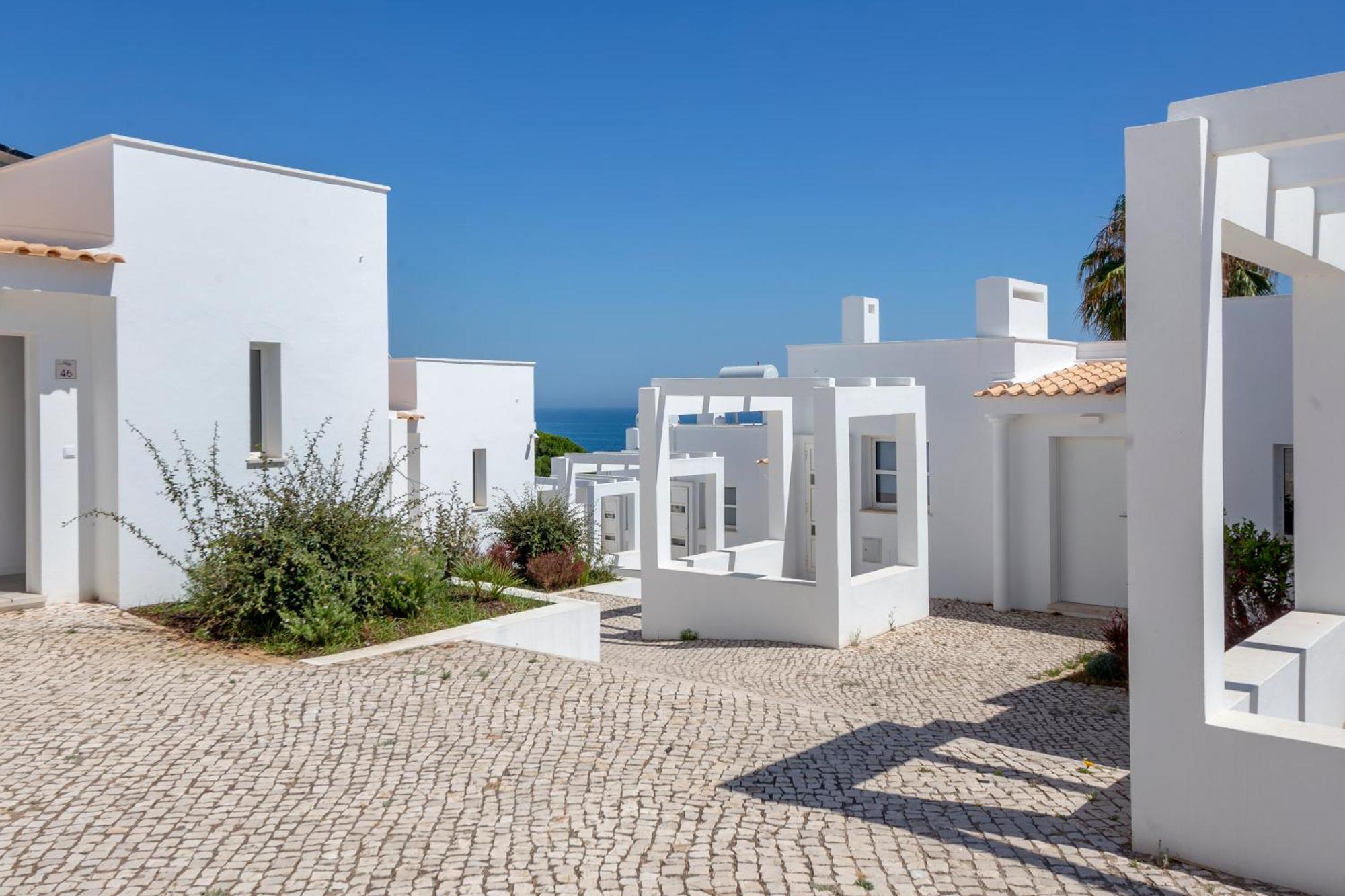 Villas D'Agua Beachfront Ольюш-ди-Агуа  Экстерьер фото